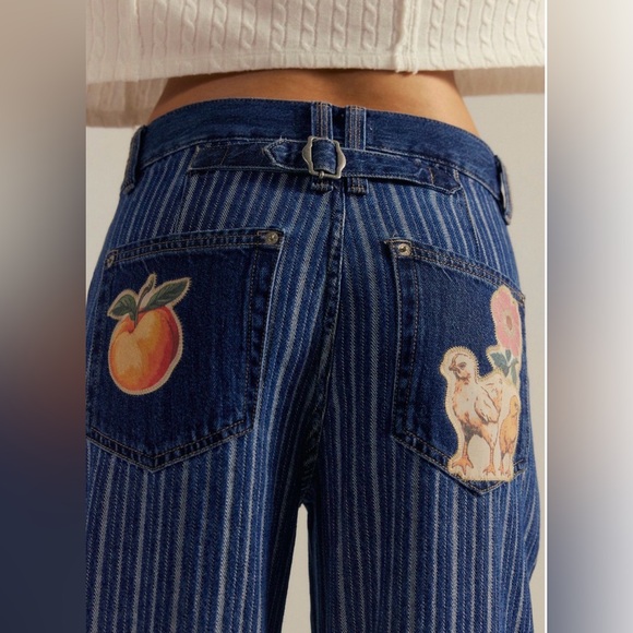 We The Free Farm To Peach Jeans 28 embroidered farm animals sold out barnyard - Picture 3 of 11